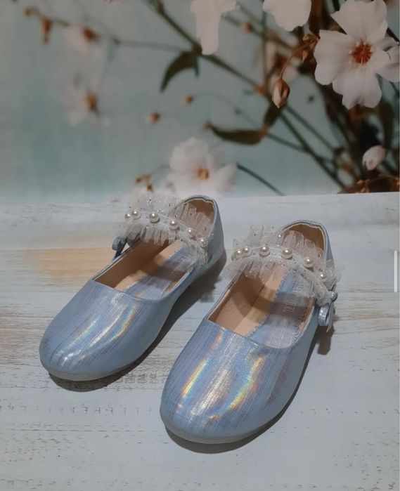 Туфлі для дівчинки