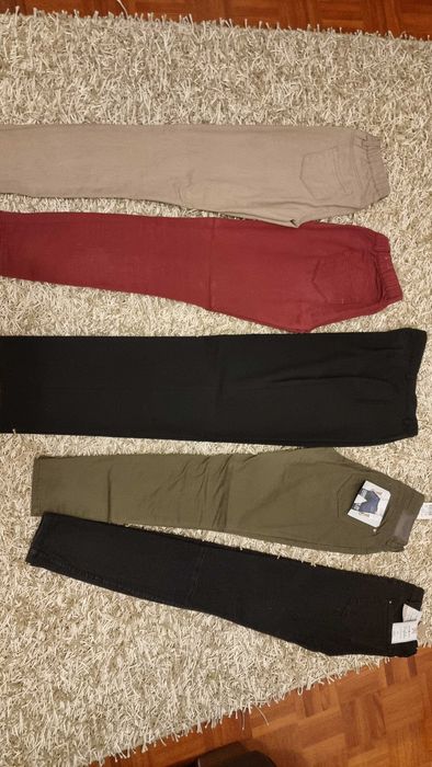 Vendo calças tamanho 38, lote de 10 pares. Cada calça por 5 euros