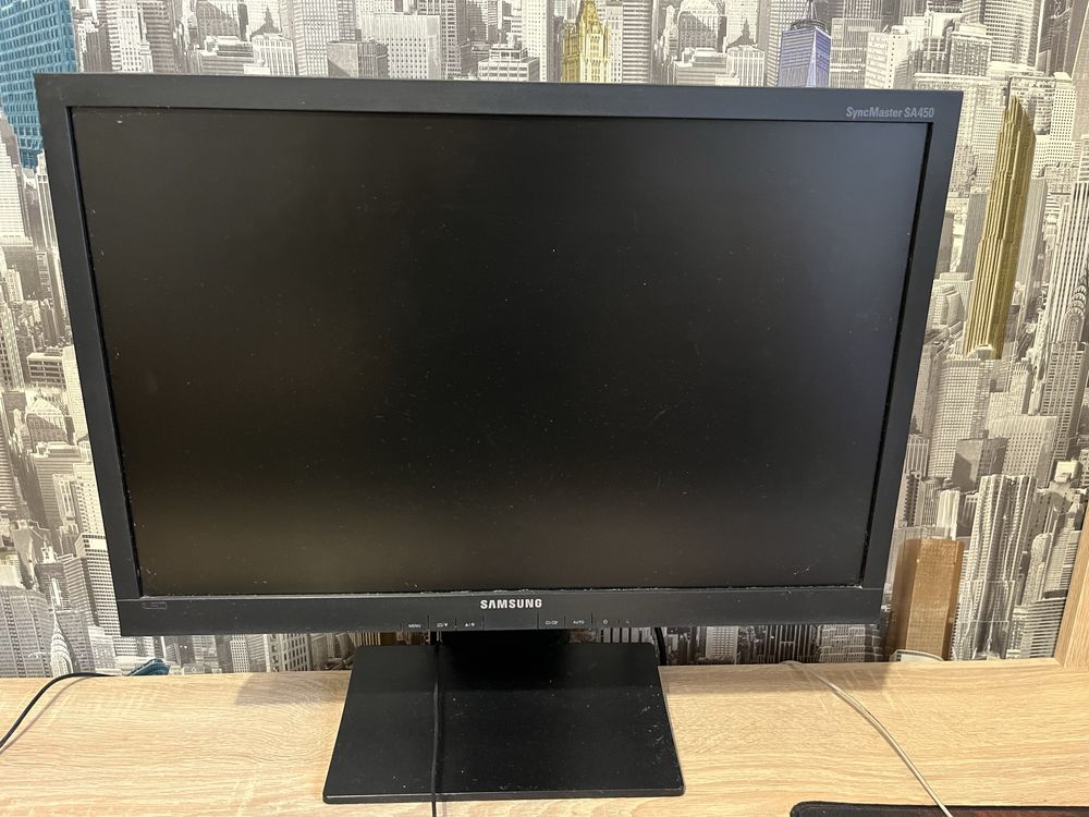 Продам монітор SAMSUNG SA22A450BW