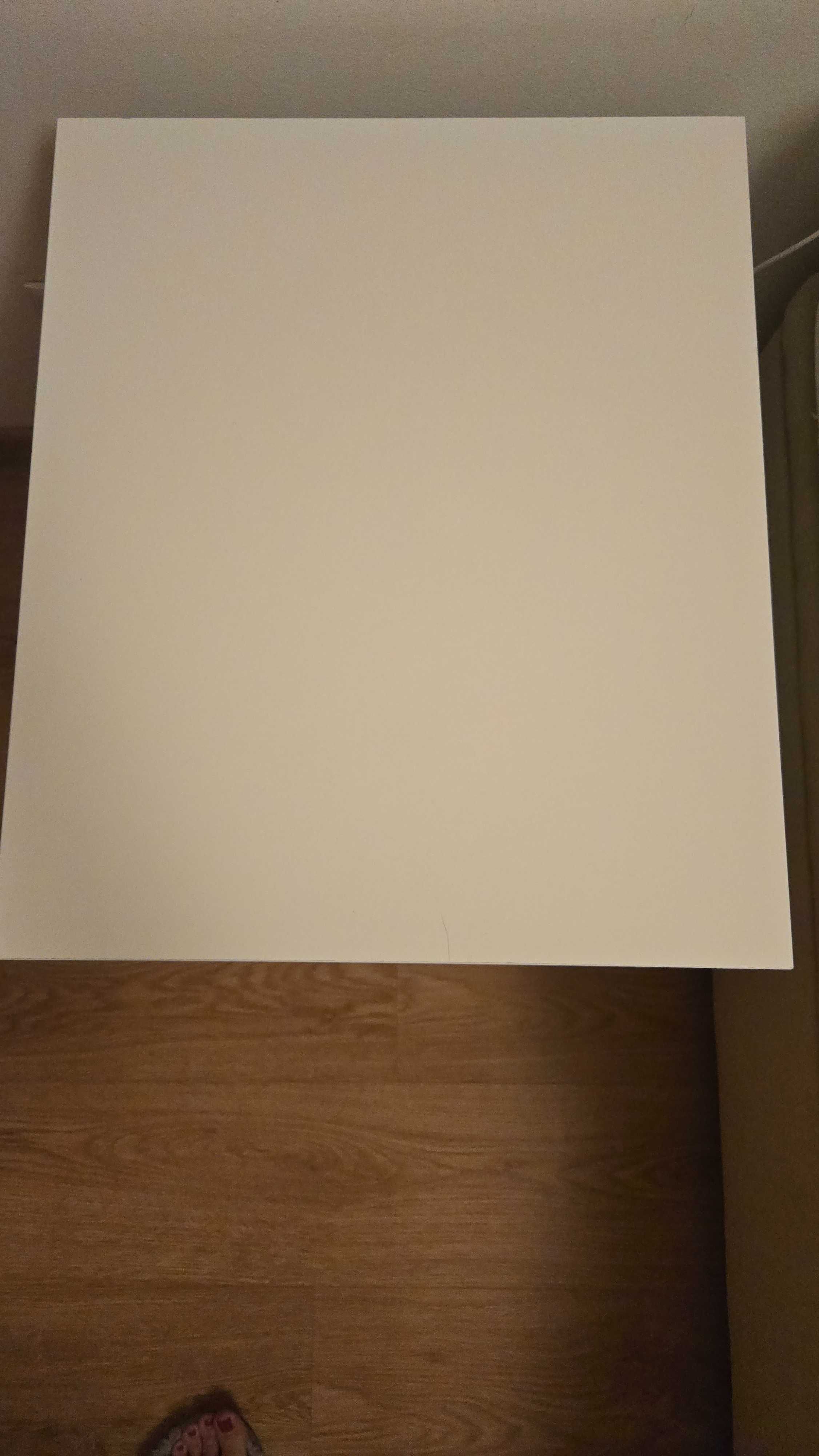 Mesa de Cabeceira MALM