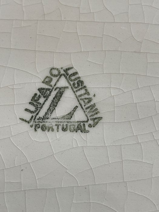 Jarras e travessa muito antigas da fábrica Lufapo