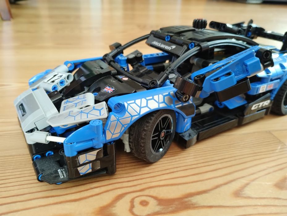 LEGO Technic McLaren Senna GTR 42123