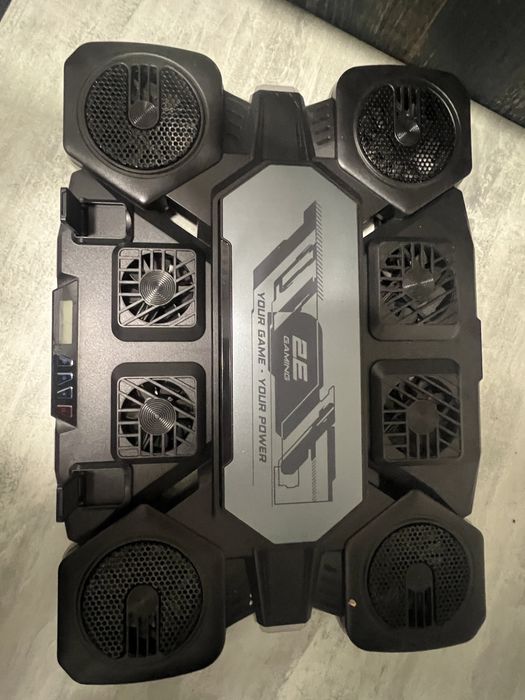 ноутбук msi thin gf63 з підставкою