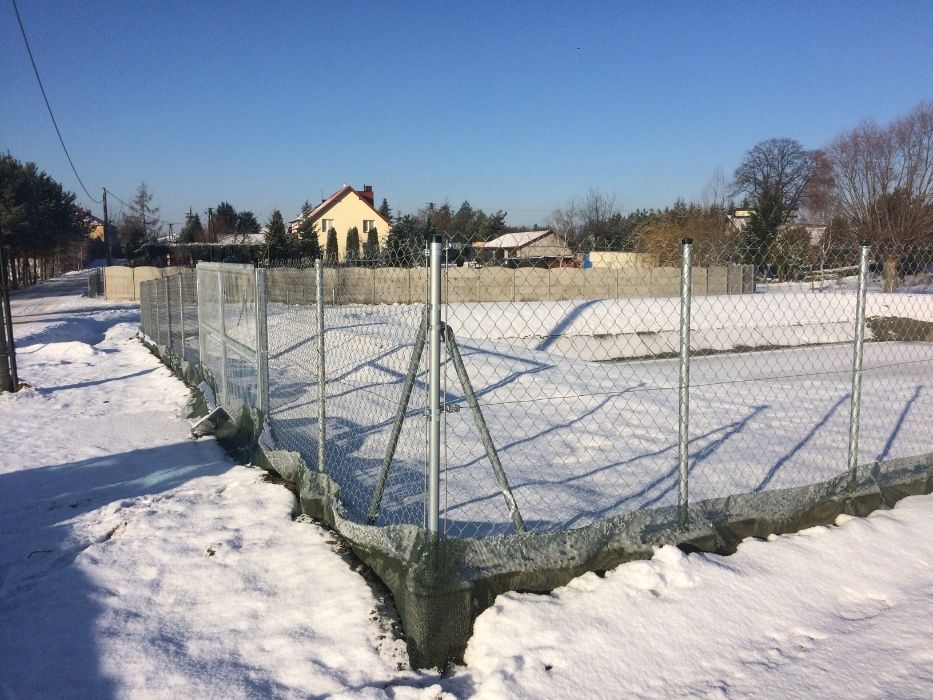 Kompletne ogrodzenie murek podmurówka, pustak łącznik, słupek, siatka