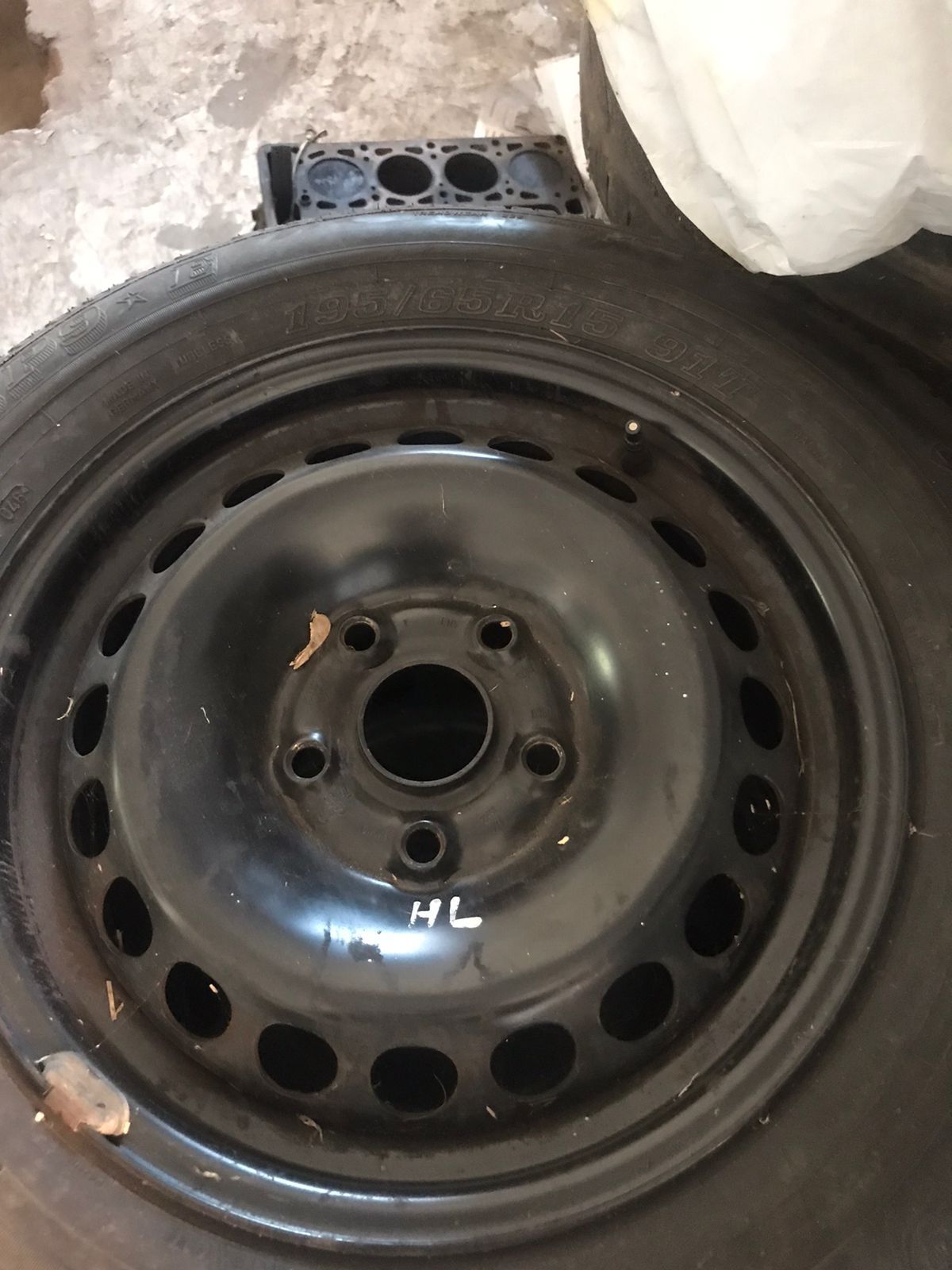 Продам резину R15 та R17