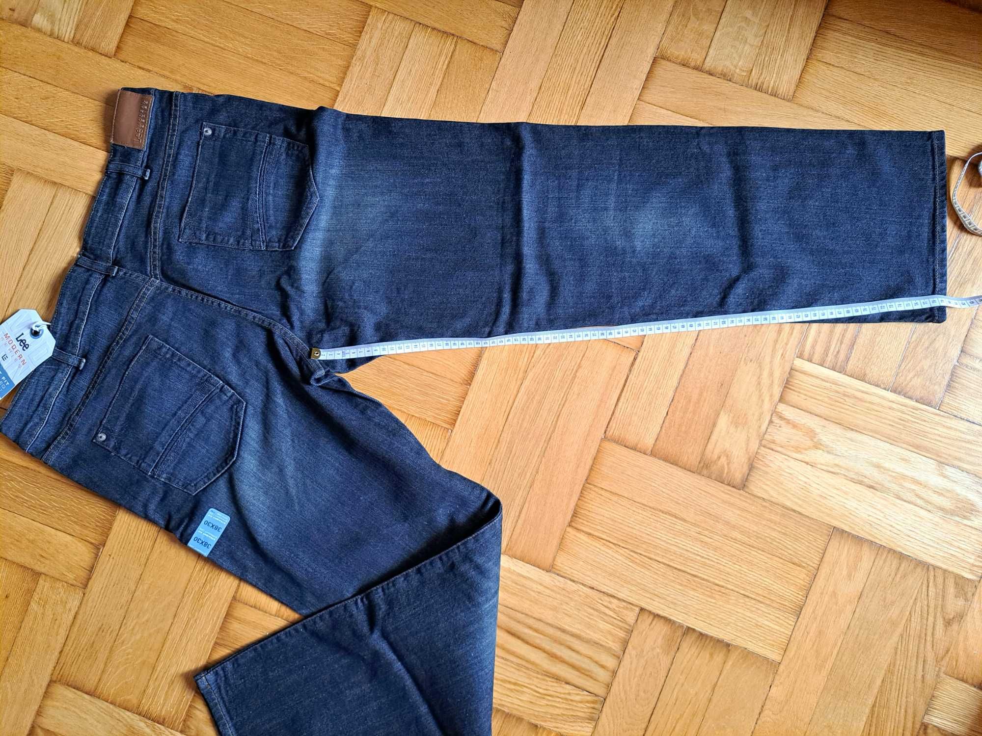 Lee Modern Series Straight Fit Straight Leg L342 Czarny kolor Nowy
