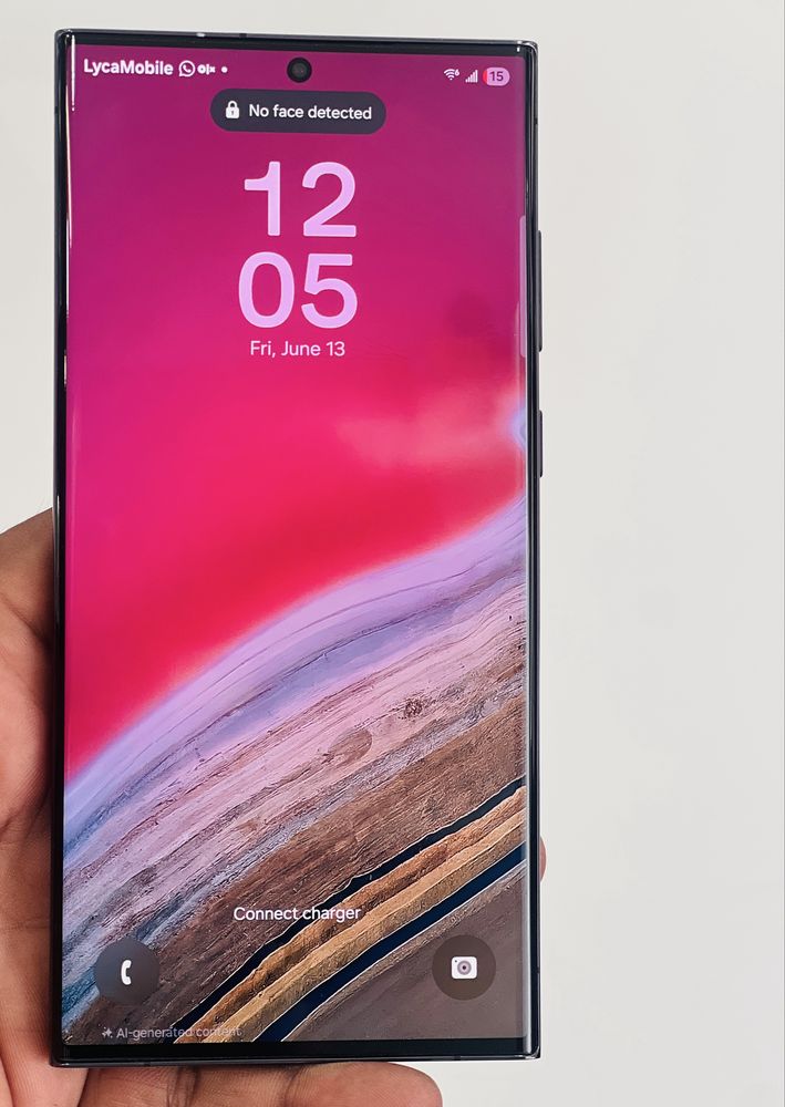 Samsung S23 Ultra 12/512 GB A condição é a mesma de um produto novo