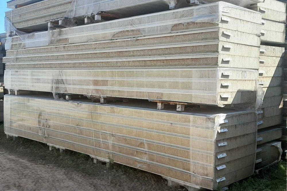 Płyty warstwowe, obornickie z wełną mineralną, 2 gatunek