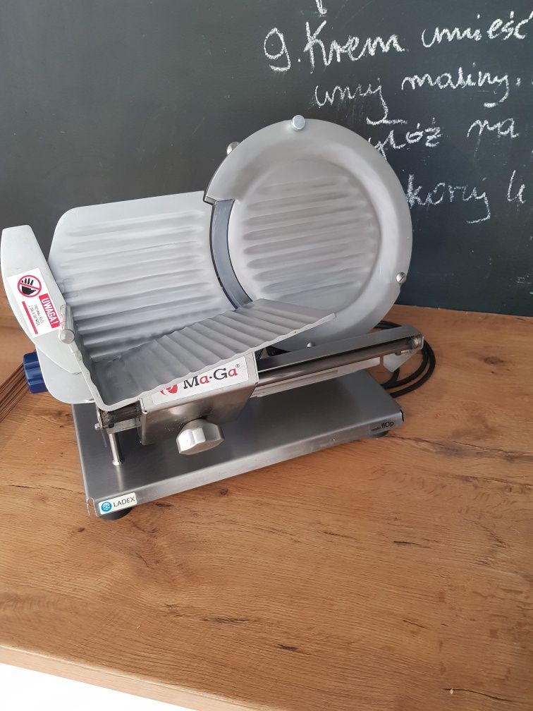 Krajalnica Ma-Ga 110p  do serów , wędlin