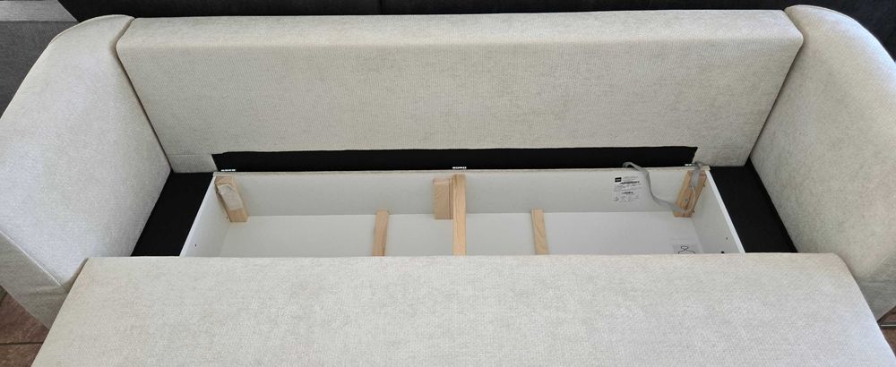 Piękna sofa RISEL z funkcją spania i pojemnikiem 235 cm Libro