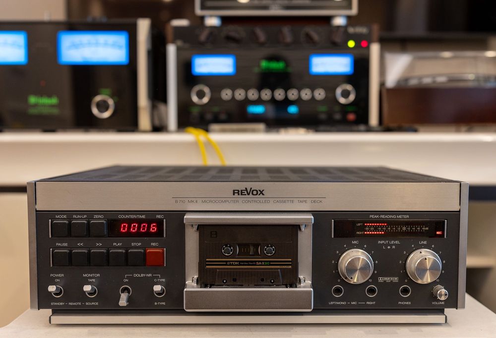 Magnetofon kasetowy Revox B710 mk II