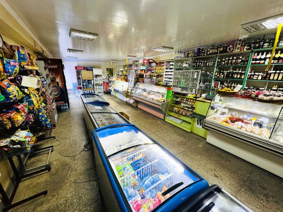 Продаж приміщення,  вул. Трускавецька 73, Дрогобич, (703 м.кв.).