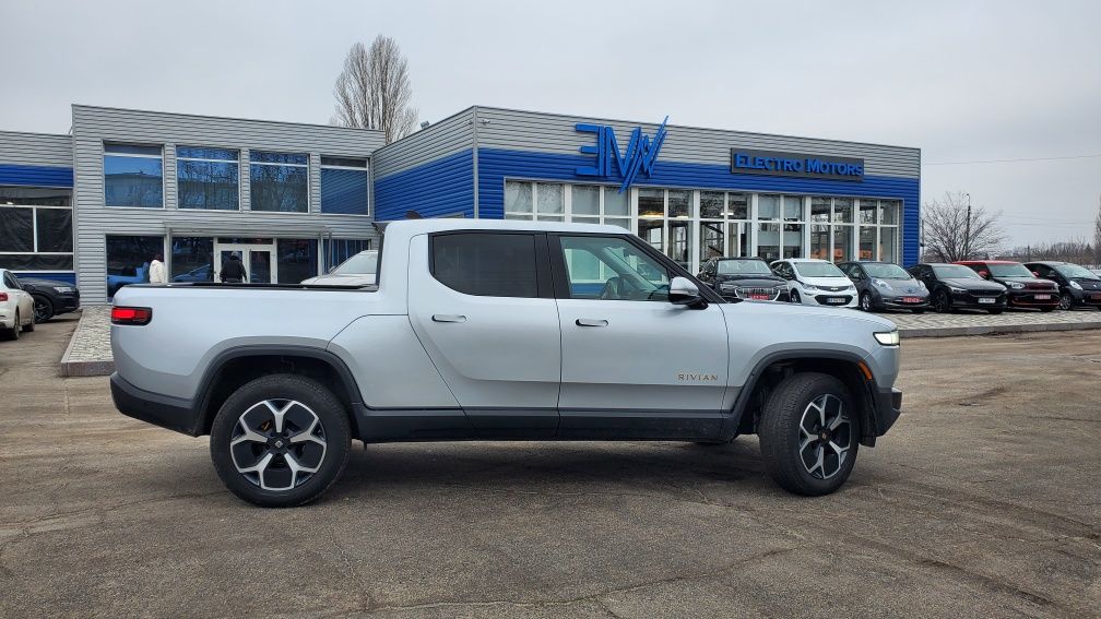 Rivian R1T 2022 135 кВт продаж/ обмін на квартиру в Києві