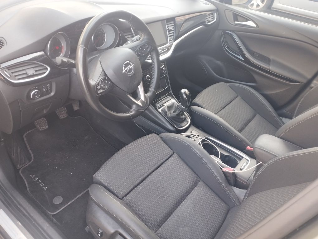 Opel Astra Sport tourer