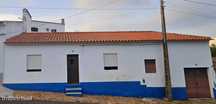 Moradia T2 com quintal e garagem Viana do Alentejo, Évora