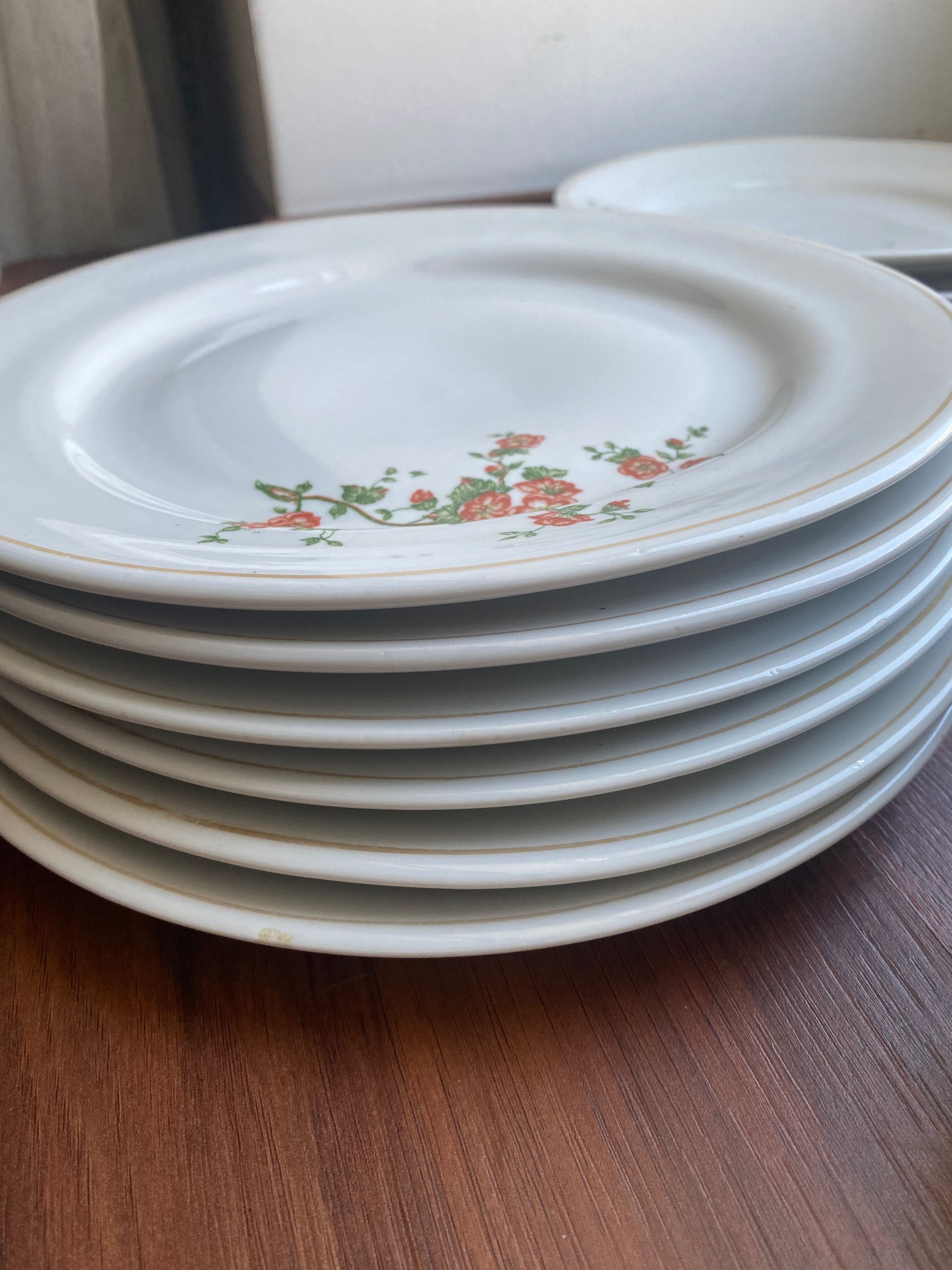 Радянський посуд тарілки вел 24см і мал 20см советские тарелки посуда