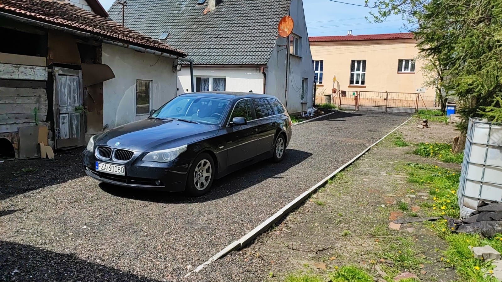 Bmw e61 touring 2.0d 2007r hak asystent świateł drogowych pdc automat