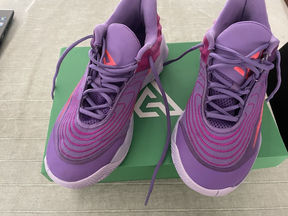Tenis basquetebol nike Giannes n42