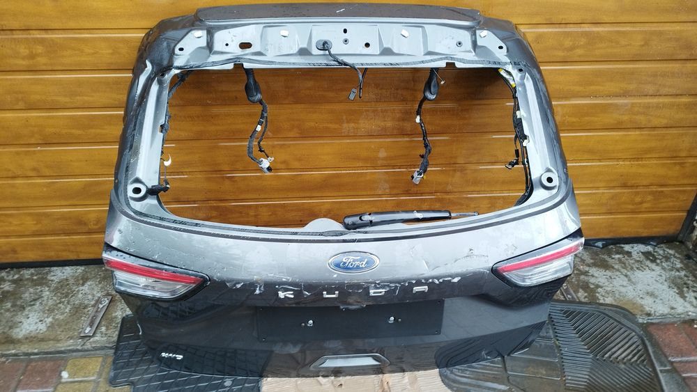 Кришка багажника ляда Ford Escape Kuga 2020-