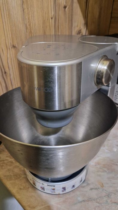 Продам кухойный комбайн Kenwood KM 28 - 6600грн