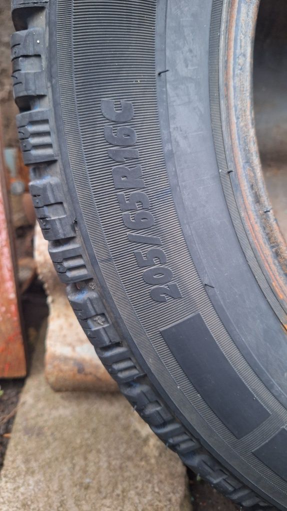 Зимняя резина Мichelin 205/65 R16c