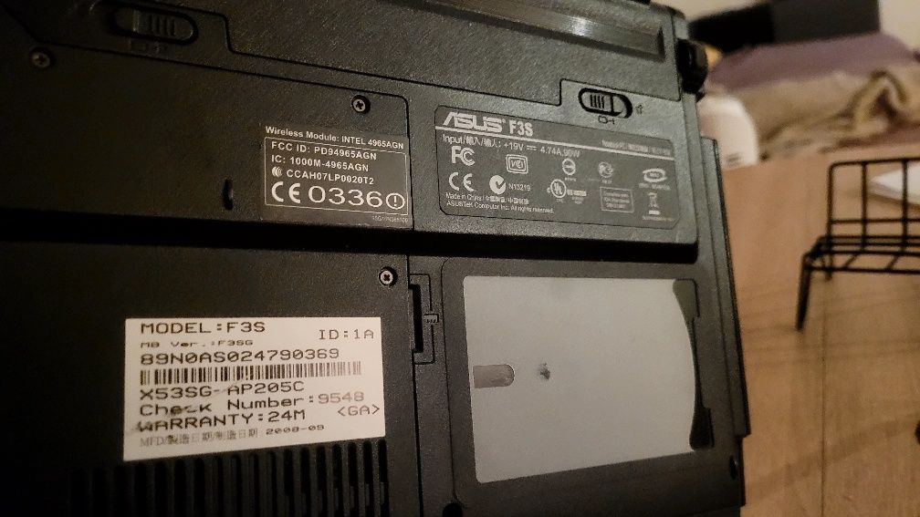 Komputer Asus F3S uszkodzony