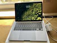 MacBook Pro 13” M1 – 8GB RAM / 256GB SSD