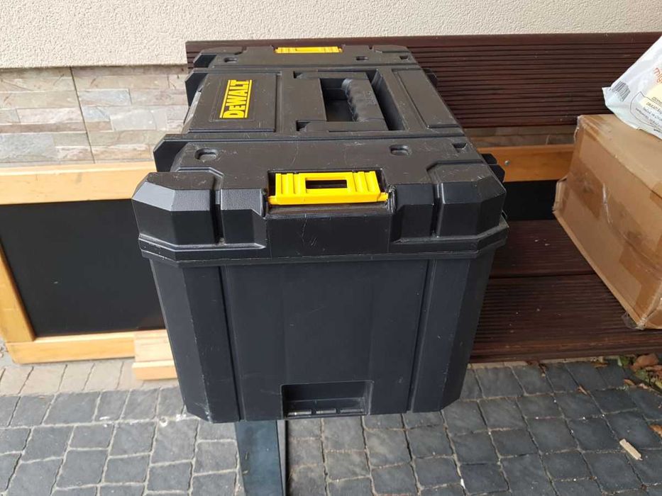 Skrzynka systemowa DEWALT TSTAK VI