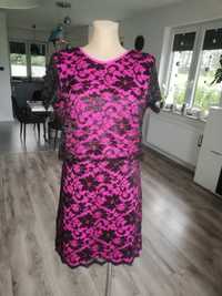 R. 42 44 love label amarantowa różowa sukienka z czarna koronką