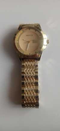 Promocja Nowy zegarek Gucci kolor złoty