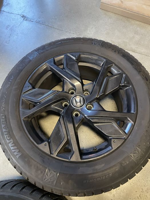 Opony felgi 18 Honda CRV zimowe czarne