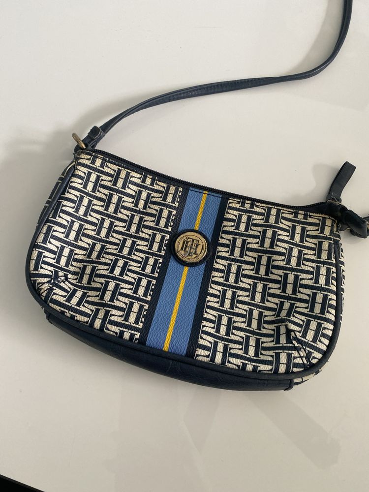Torebka listonoszka Tommy Hilfiger