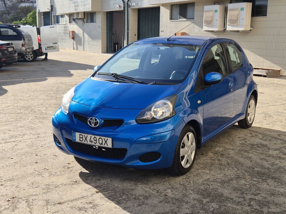 Toyota Aygo 1.0 com AC