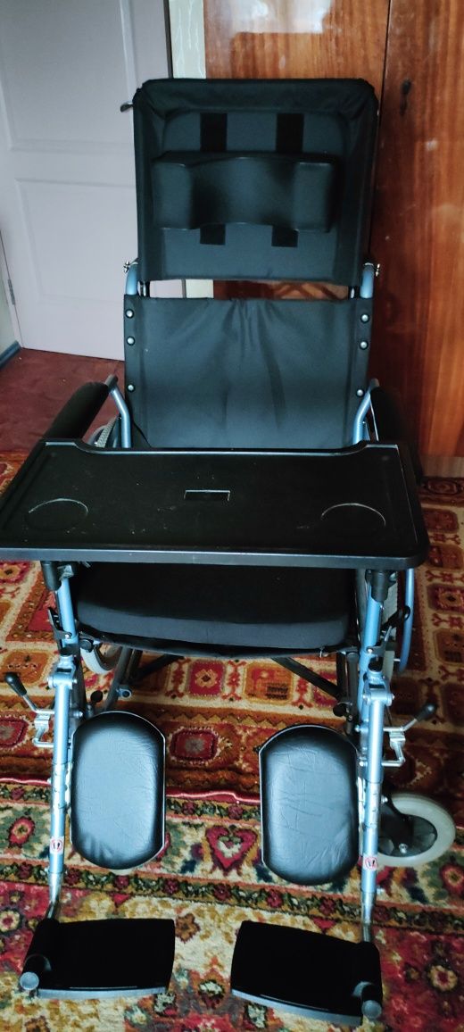 Инвалидное кресло VCWK 703.