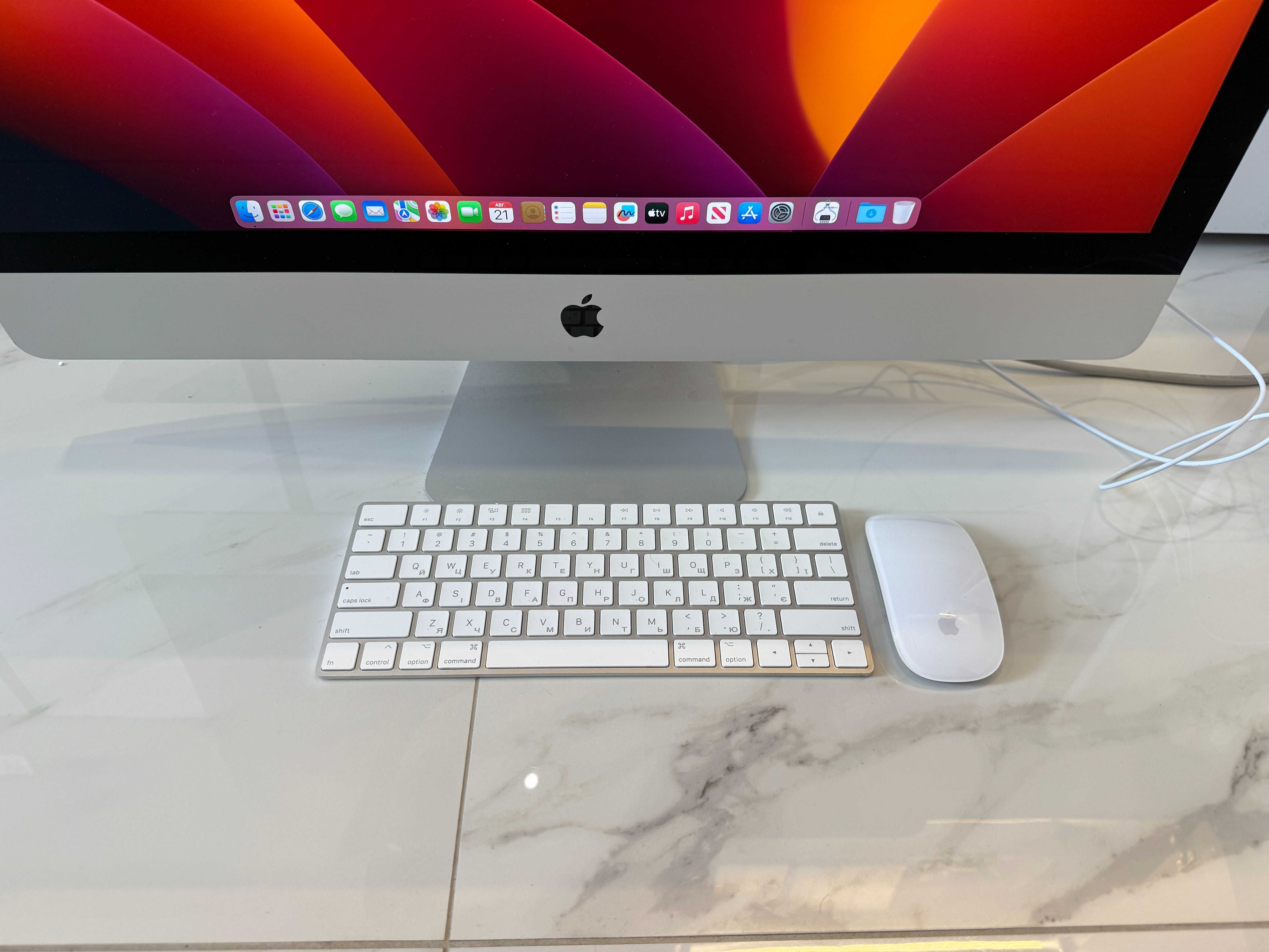 iMac 27 5K 2017 1TB Intel i5 7500 3.4 GHz GPU Apple Radeon Pro 570