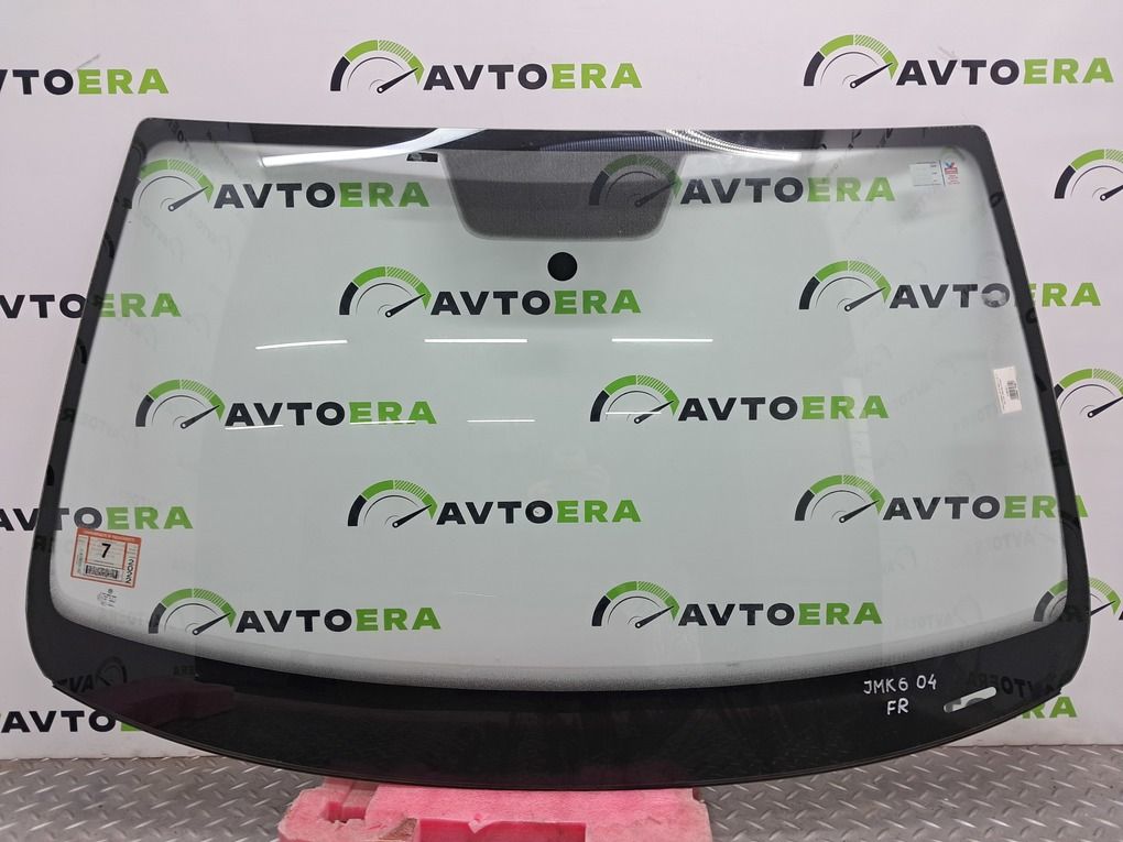Стекло лобовое VOLKSWAGEN  JETTA MK6 11-18 5C6845011