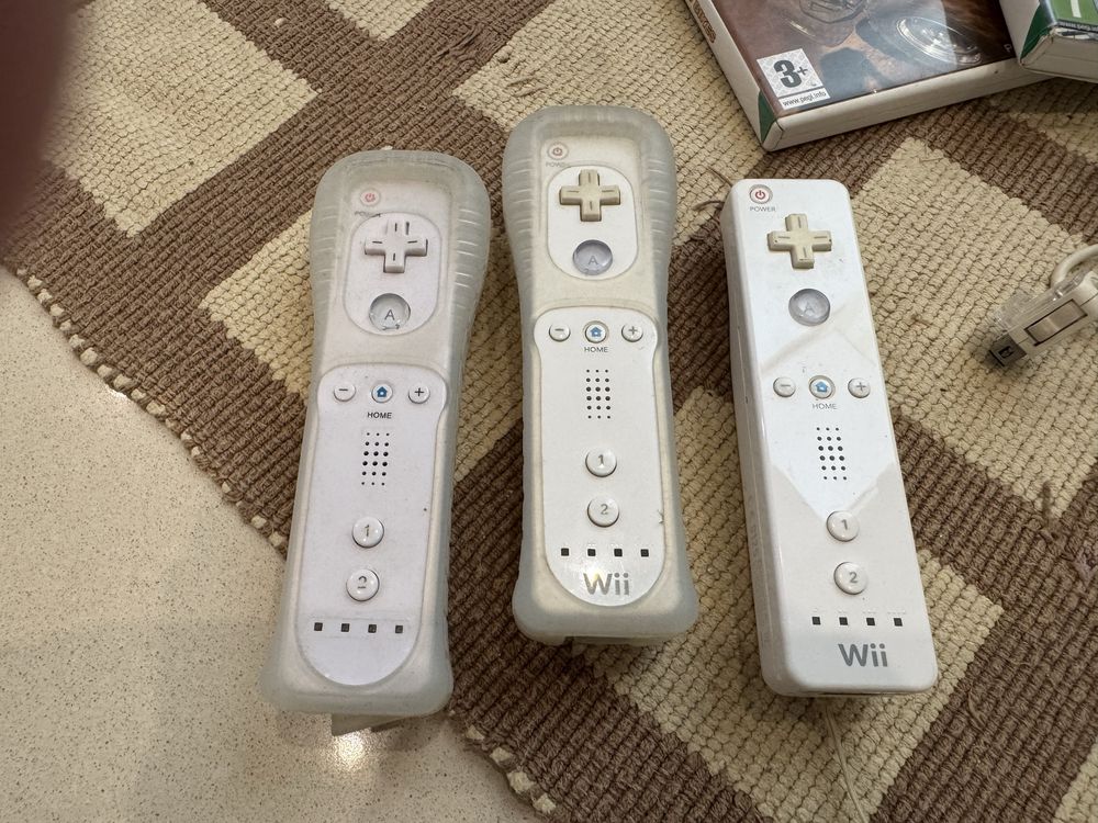 Nintendo Wii com jogos e muitos extras