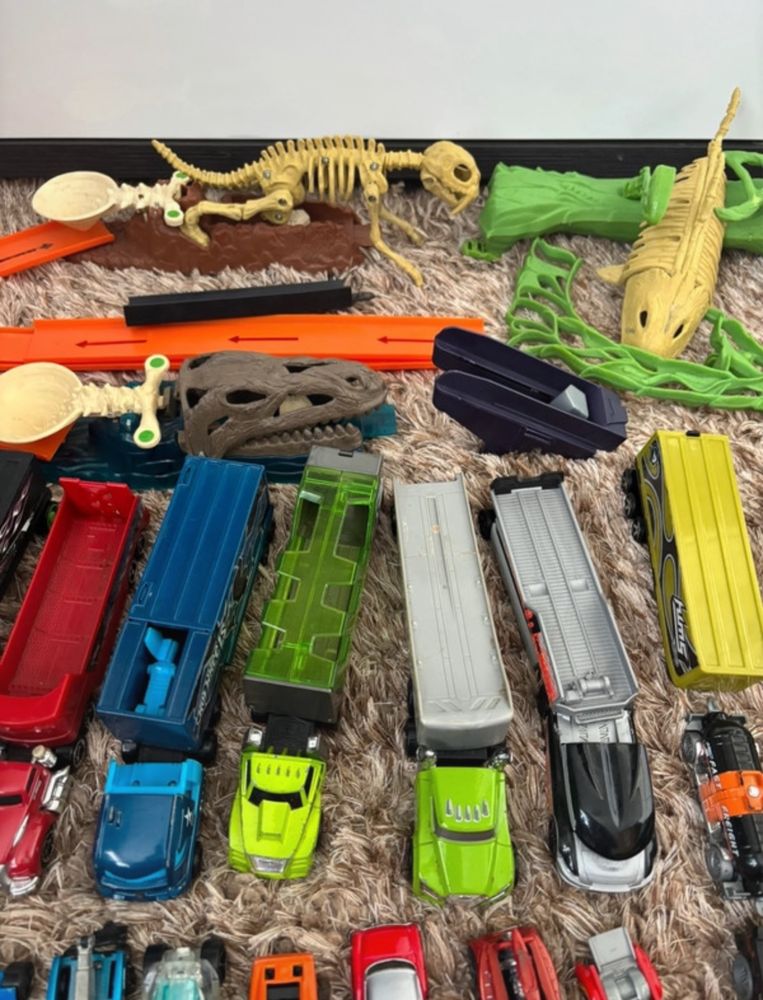 Autka Hot wheels