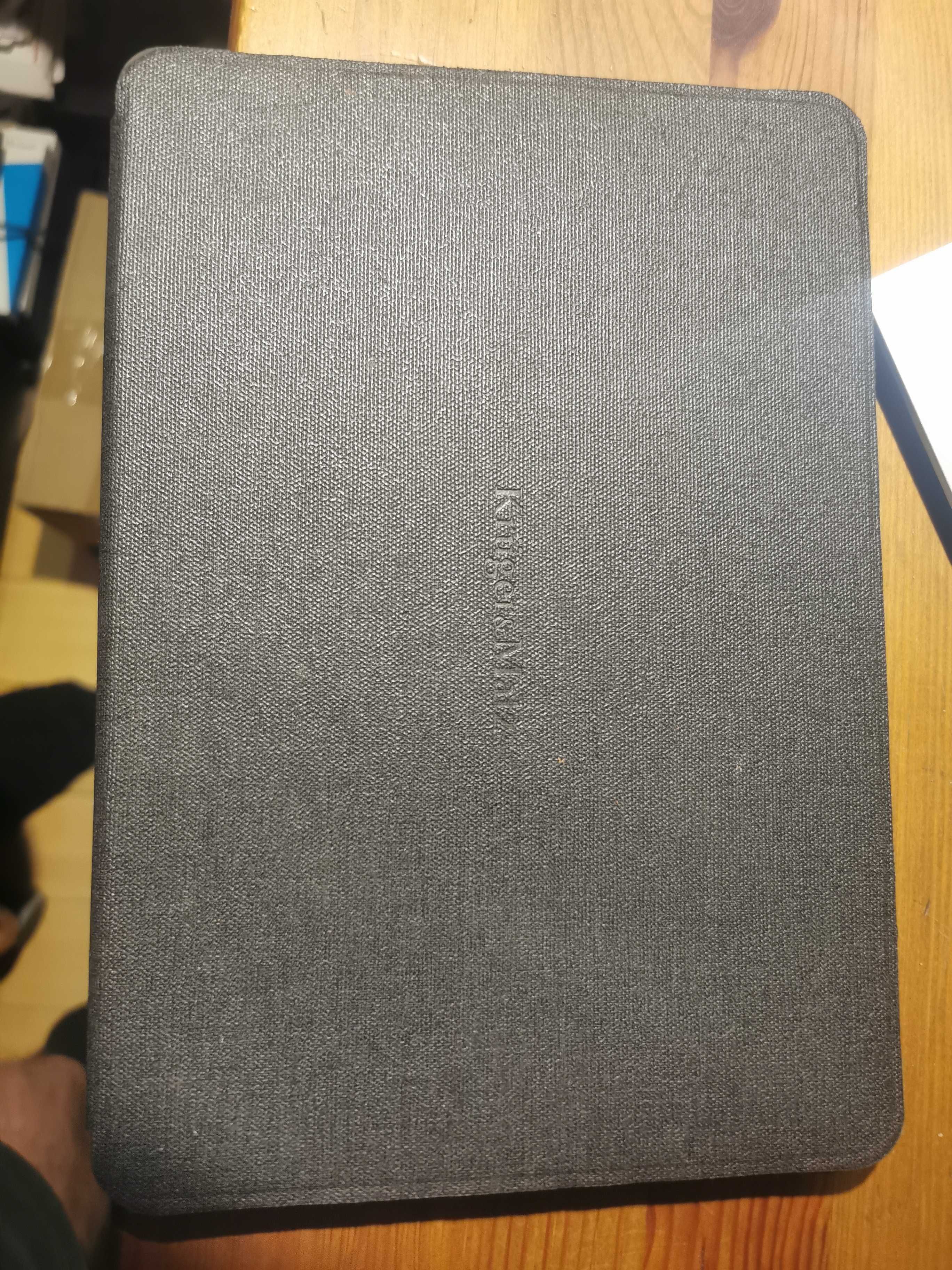 TABLET Kruger&Matz EAGLE 1072 10,1" 4/64GB 4G czarny + etui-podstawka