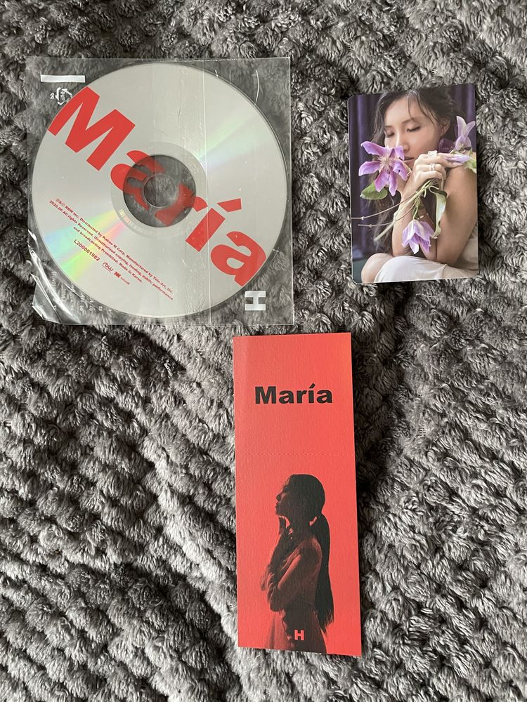 Album Hwasa Maria