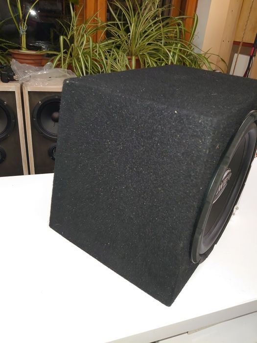 Автомобильный сабвуфер 10" Jensen