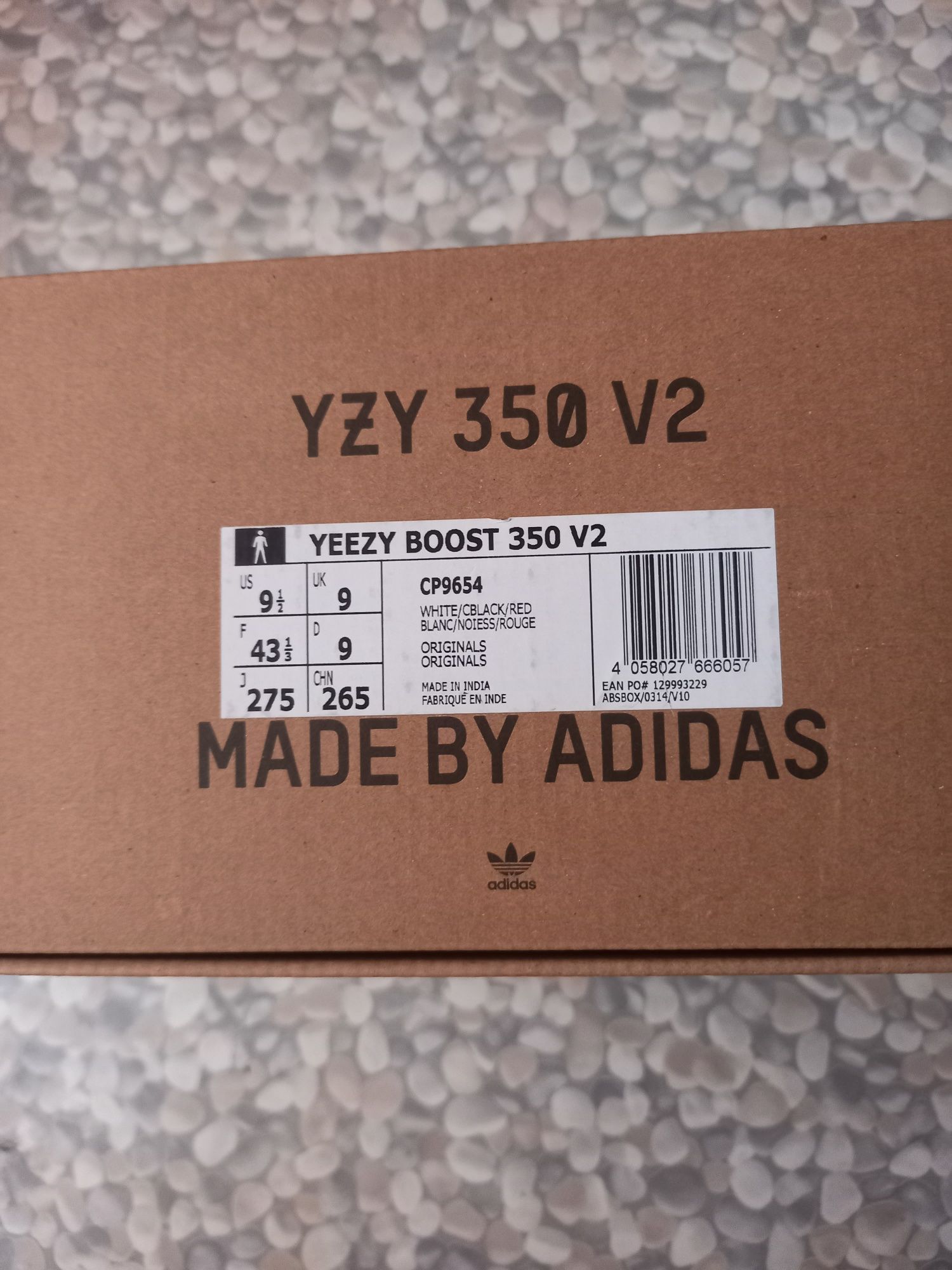 Adidas Yeezy Boost 350 V2 Zebra 43