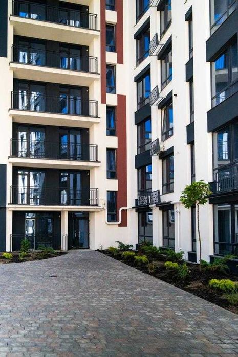 видова 2кім квартира готова до ремонту ЖК Паркова алея