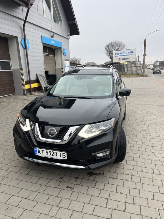 Продам Nissan rogue 2017 sl