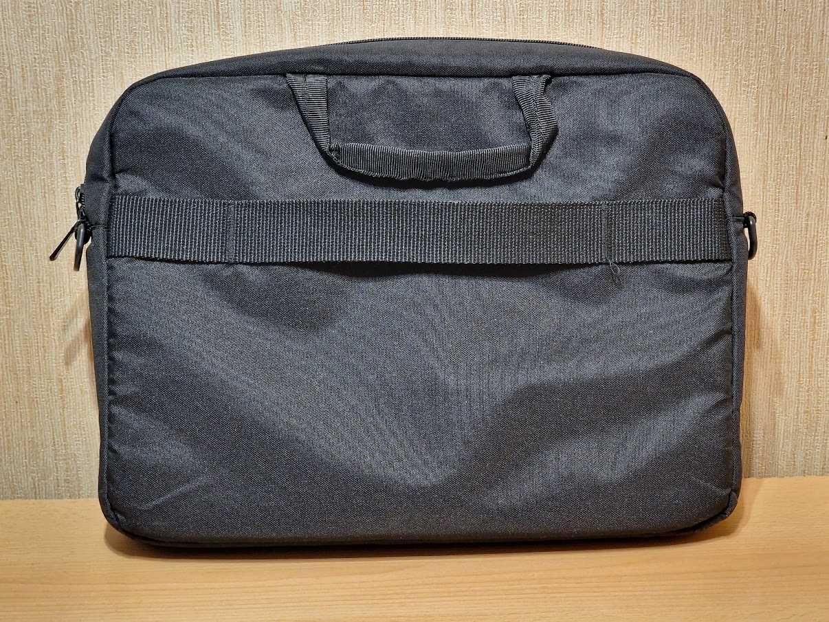 Сумка для ноутбука Amazon Basics 15.6"-17.3" В ідеальному стані