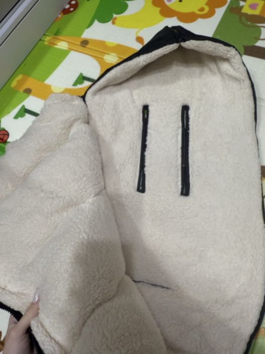 Зимови конверт в коляску/санки