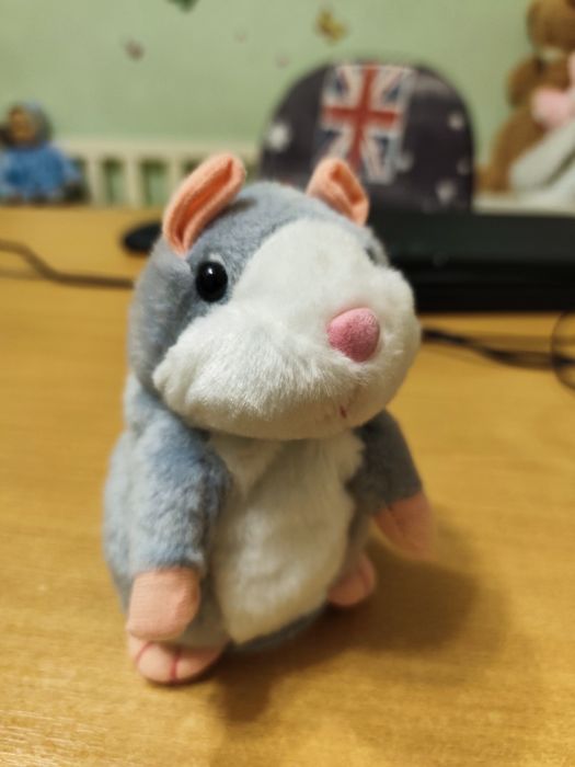 Хомяк говорящий повторюшка