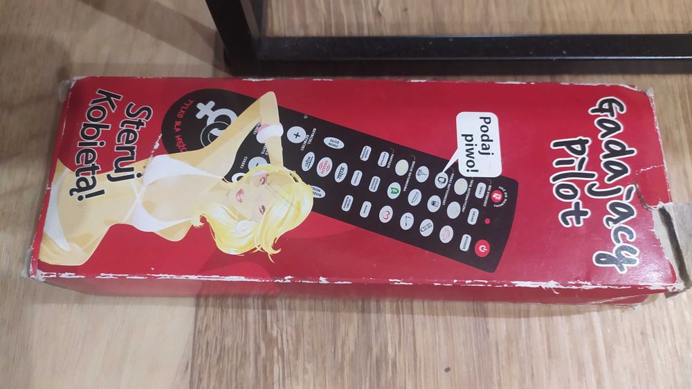 Gadający pilot dla faceta "steruj kobietą" gadżet zabawka nowy