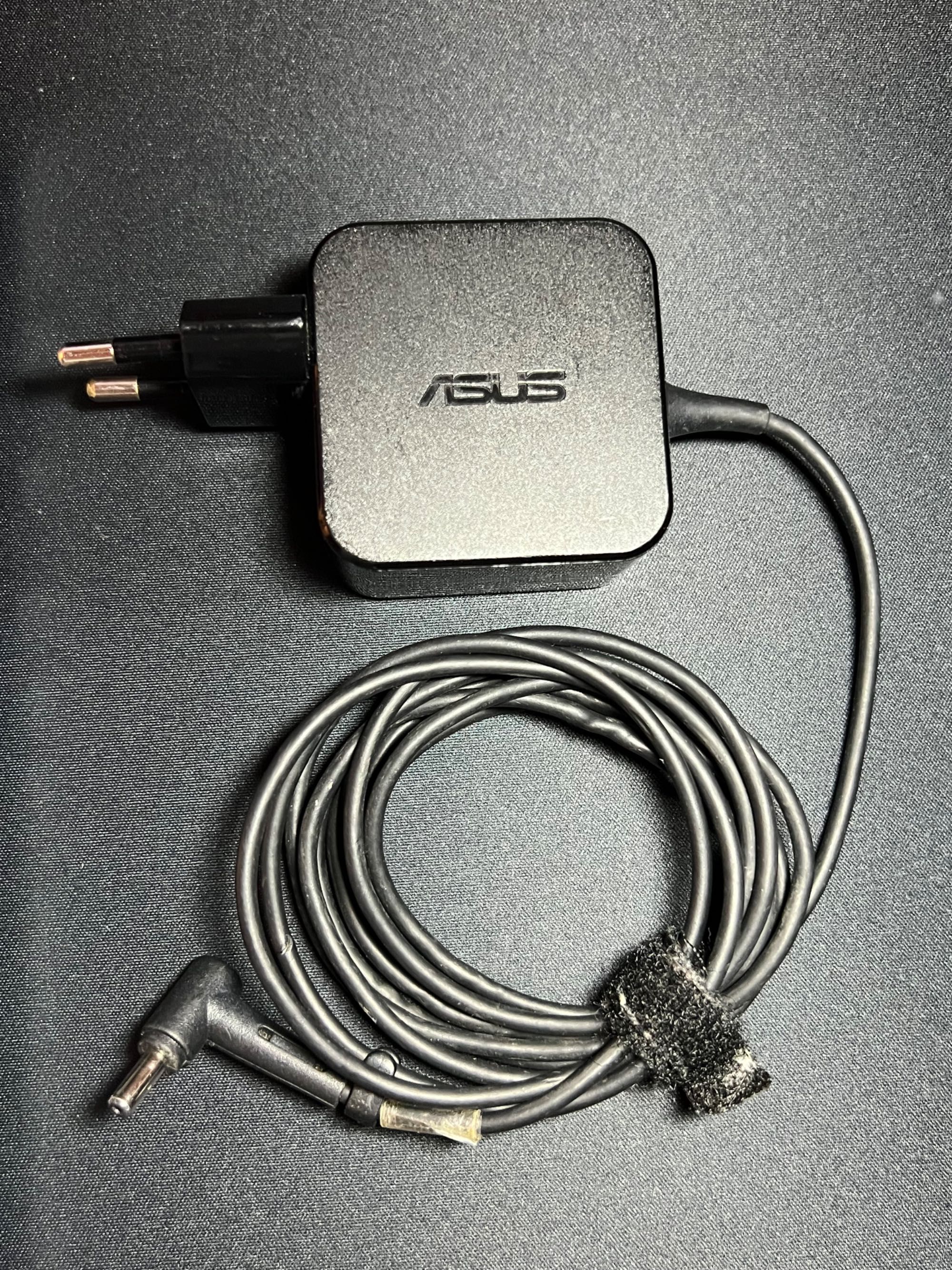 Asus VivoBook X512D