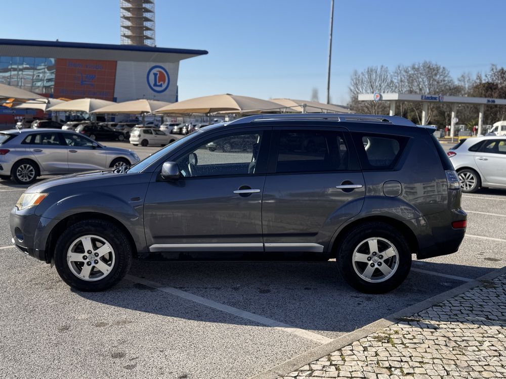 Mitsubishi Outlander 2009 2.0 TDI Intense - 5px - Excelente Estado!